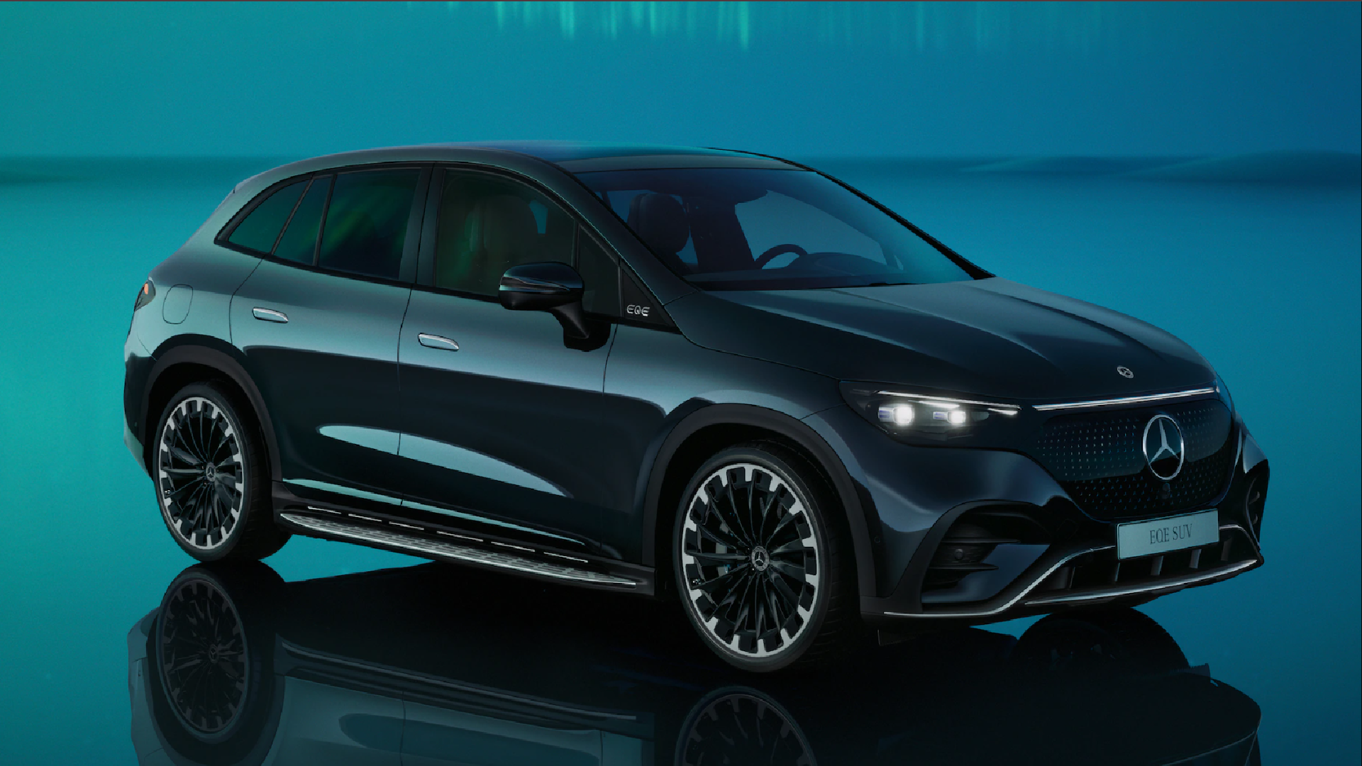 Mercedes EQS 2023. This thing is UNBELIEVABLE.